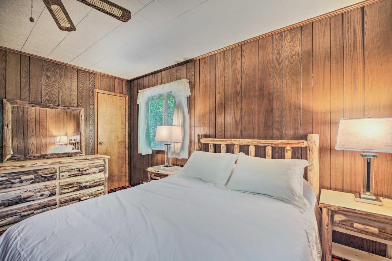 Cozy Adirondacks Cabin Walk To Lake Eaton! Jay ภายนอก รูปภาพ