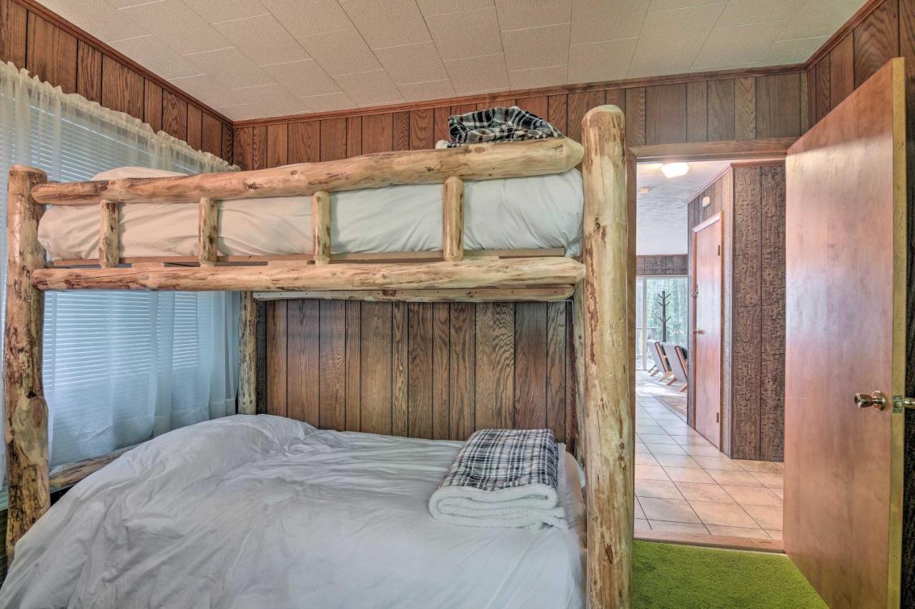 Cozy Adirondacks Cabin Walk To Lake Eaton! Jay ภายนอก รูปภาพ